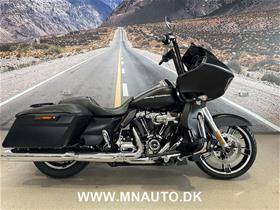 FLTRXS Road Glide Special