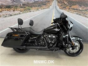 FLHXS Street Glide Special 114"